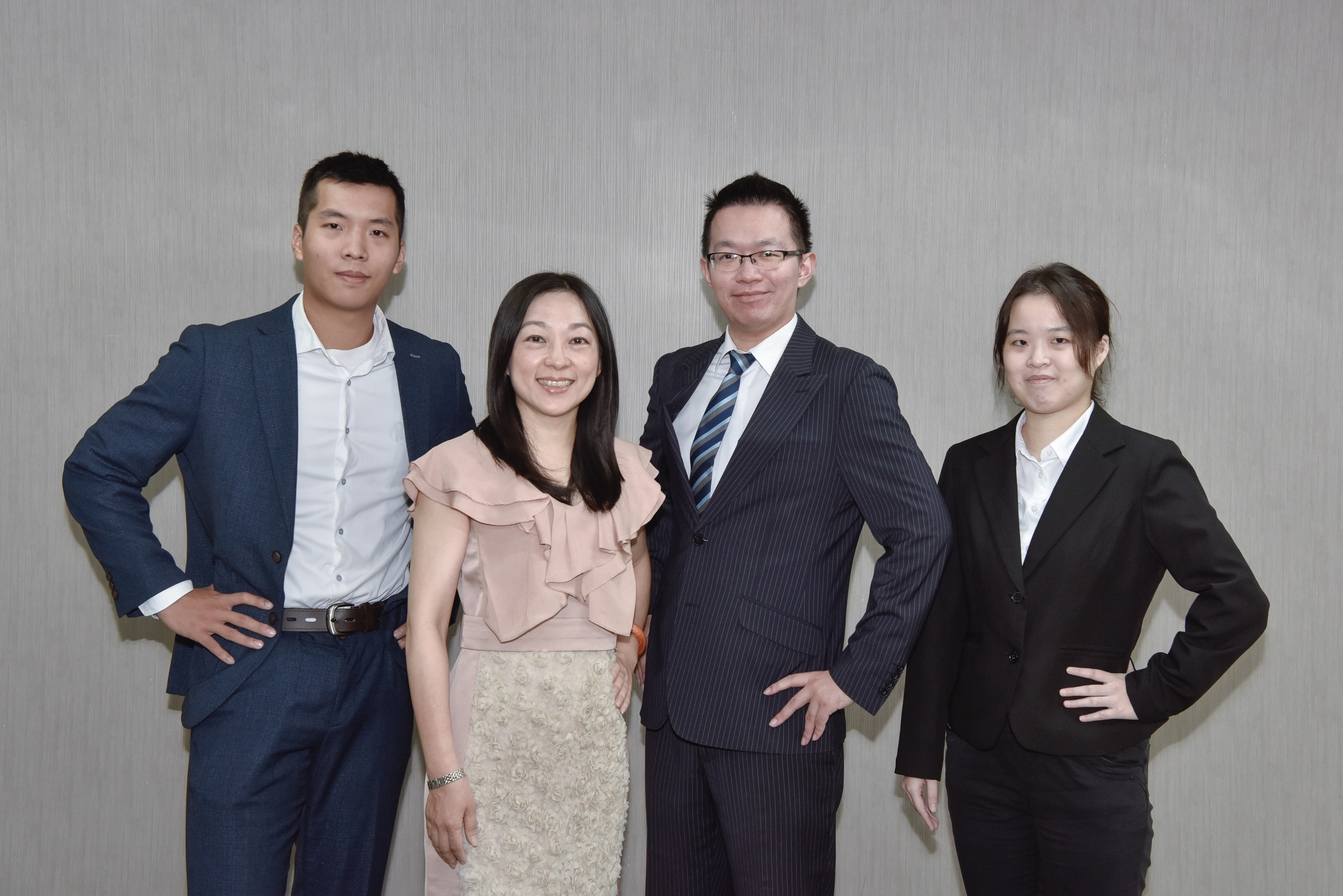 行銷智慧樞紐：AI全方位行銷創新平台 作品封面