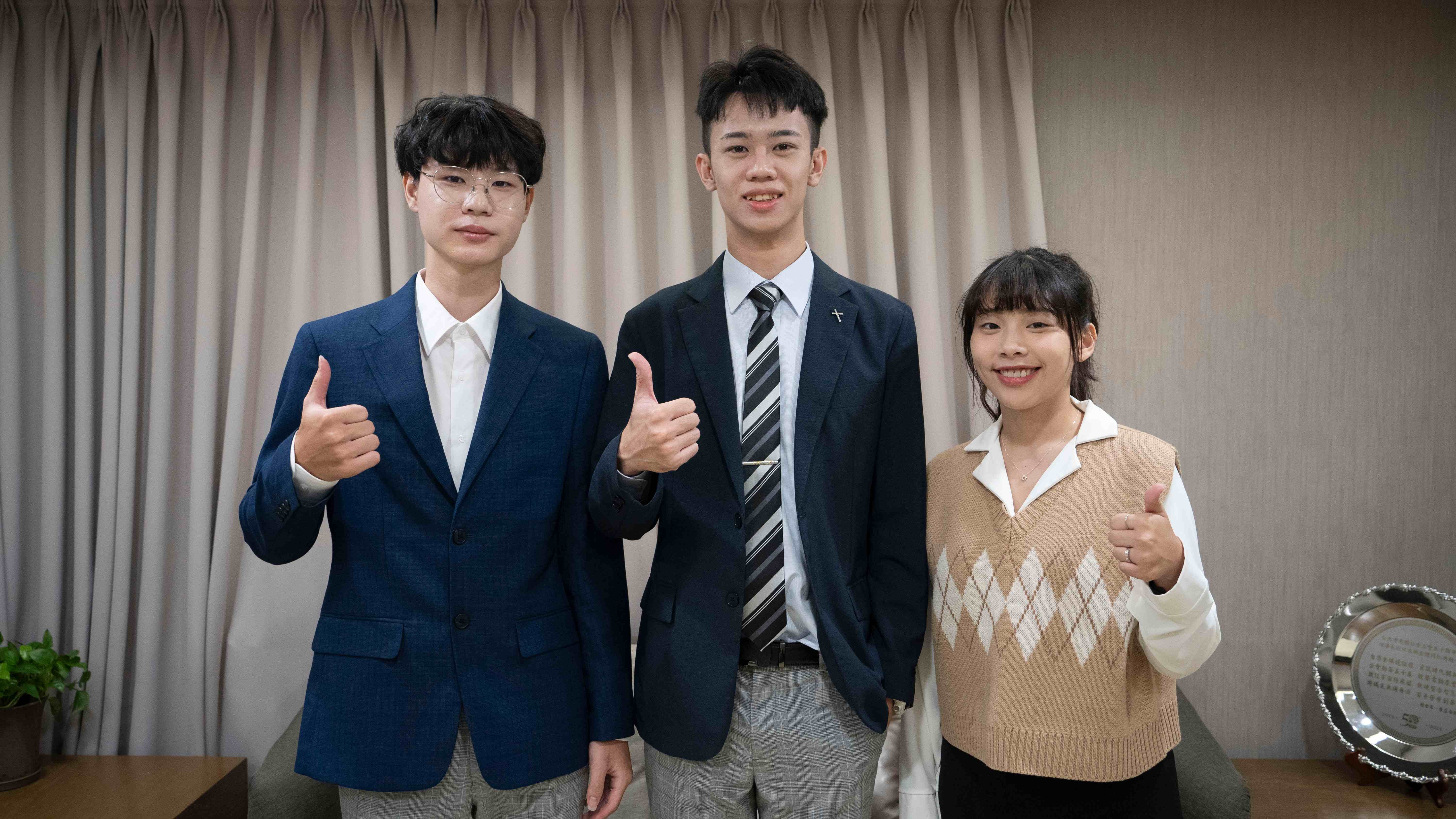 使用生成式AI生成蛋白質片段以提升醫療用胜肽機器學習預測準確性 作品封面